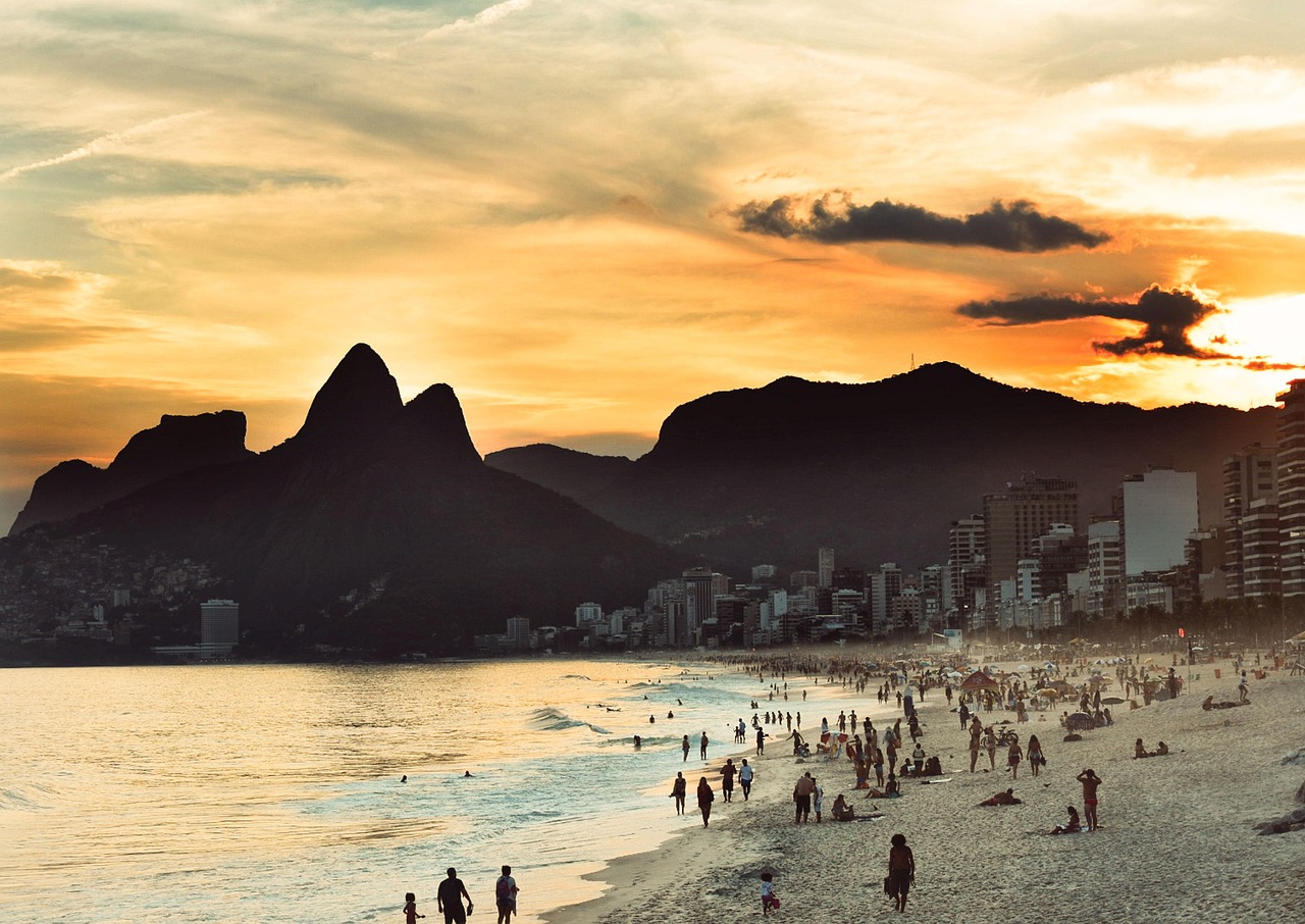 sunset-4430276_1280.jpg